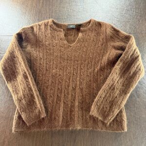 Tailor B. Moss Brown V-Neck Sweater Angora Lambswool Blend Women’s Sz M